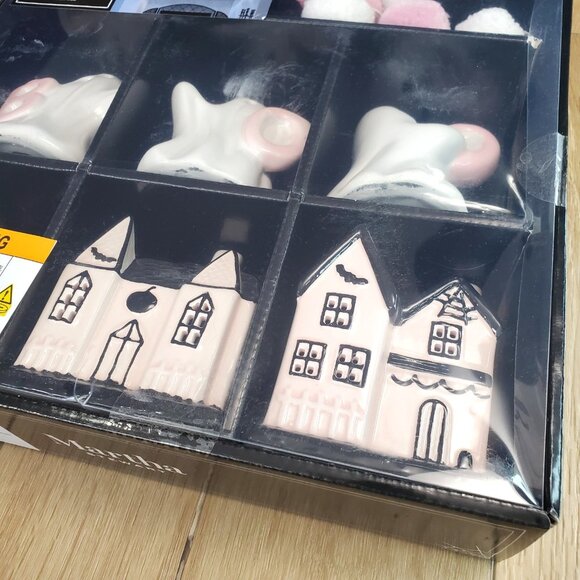 Martha Stewart LED Halloween Pink Haunted House Ghosts Pompom Garland 7pc Set - Picture 3 of 12